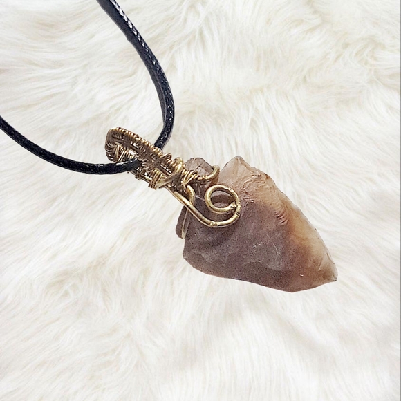 .Natural Stone Hand-Wired Obsidian Arrowhead  Arrowhead with Black Cord Necklace - Picture 5 of 5